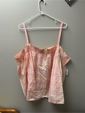 Old Navy Women’s Pink Plaid Smocked Cami Top